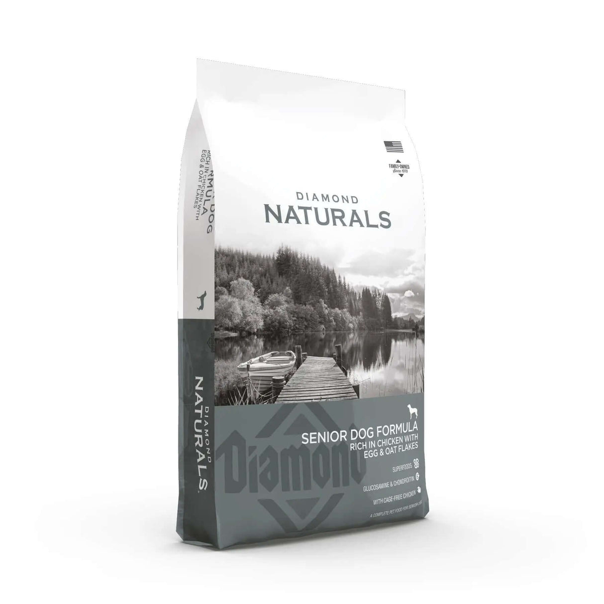 Diamond Naturals Senior Dog Formula Rich in Chicken with Eggs and Oat Flakes Dry Dog Food in a bag on a white background.