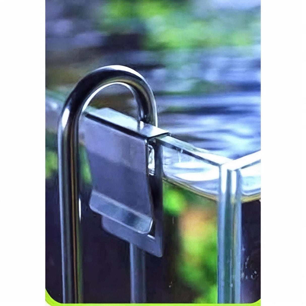 Dymax stainless steel pipe holder securely clips onto glass tank, ensuring durability and stability for air pipes.