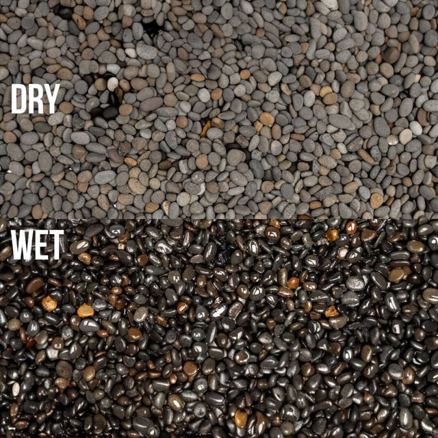 Comparison of UNS Controsand Kona in dry and wet states, showcasing various tones and textures for aquascaping.