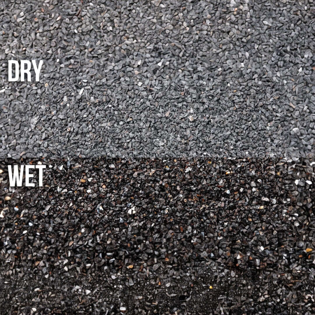 Comparison of UNS Controsand Maui in dry and wet conditions showcasing granule sizes and tones for aquariums.