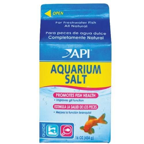 API Aquarium Salt packaging showing 454g product for improving freshwater fish health and gill function.