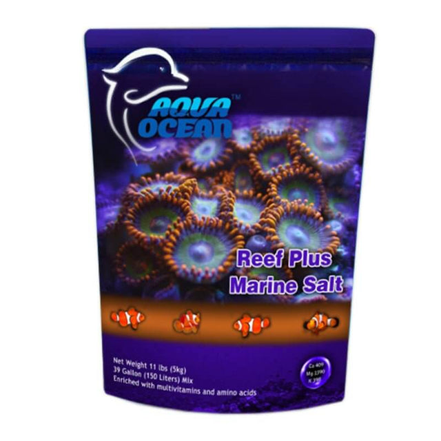 Aqua Ocean Reef Plus Marine Salt package, enriched with multivitamins and amino acids for marine invertebrates.