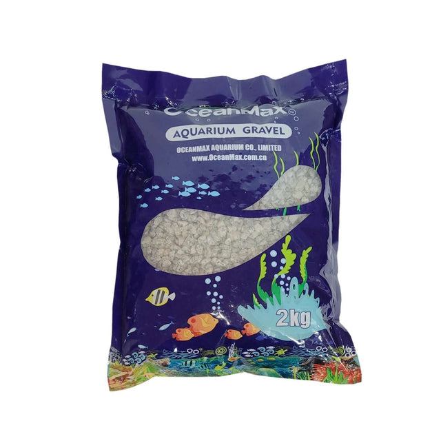 OceanMax aquarium gravel 2kg bag with blue packaging and colorful aquatic design for premium aquarium substrate.