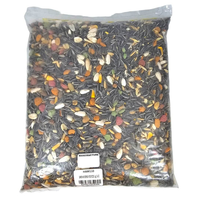 Daro Hamster and Mice Food 1kg pack featuring a nutritious blend of seeds and grains for small pets.