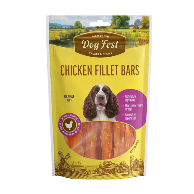 Dog Fest Chicken Fillet Bars 90g packaging featuring natural ingredients for adult dogs, ideal for training and rewarding.