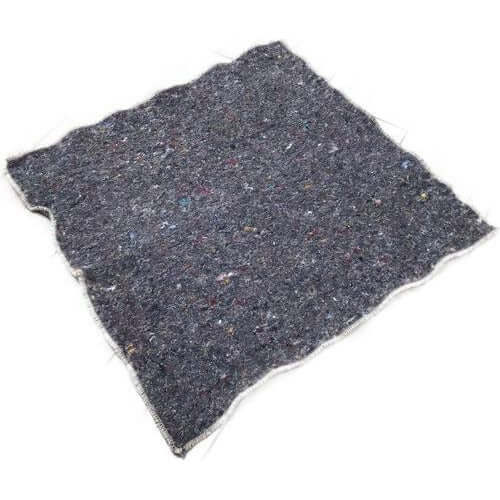 Economy dog blanket in dark gray, measuring 1.5m x 1m, perfect for comfort and warmth for pets.