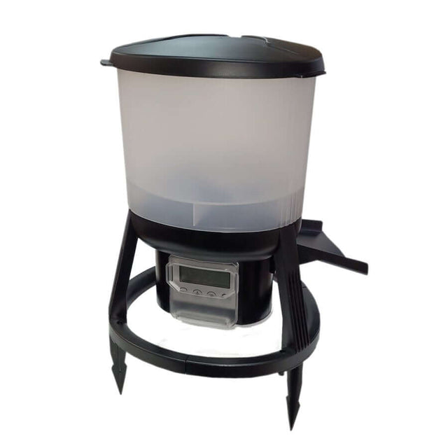Grech Automatic Pond Feeder CFF-106 with large capacity and programmable feeding options, ideal for efficient pond maintenance.