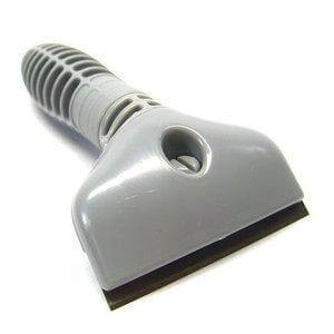 ISTA Scraper Long with durable stainless steel blade for effective algae removal in aquariums.