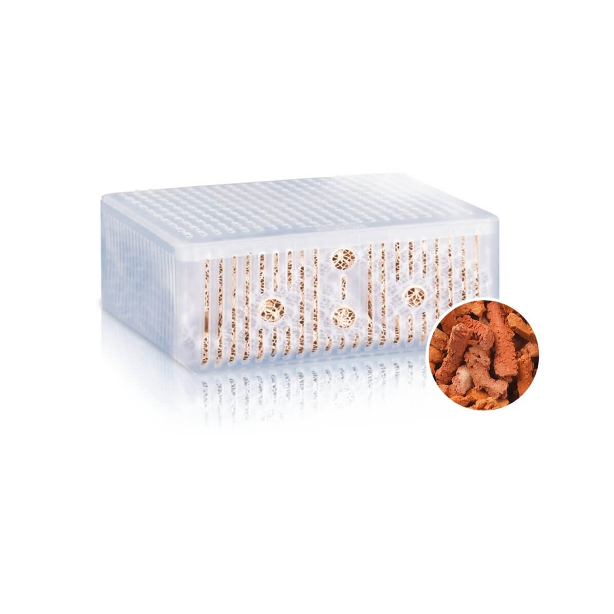 Juwel Phorax phosphate remover, effective filter medium for aquariums, helps reduce algae growth and improve plant health.