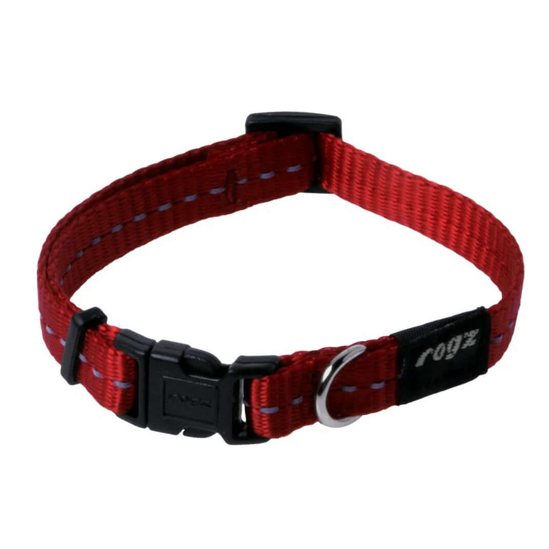 Rogz Classic Reflective Dog Collar in red with ergonomic buckle and D ring for ID tag attachment. Ideal for safe night-time visibility.