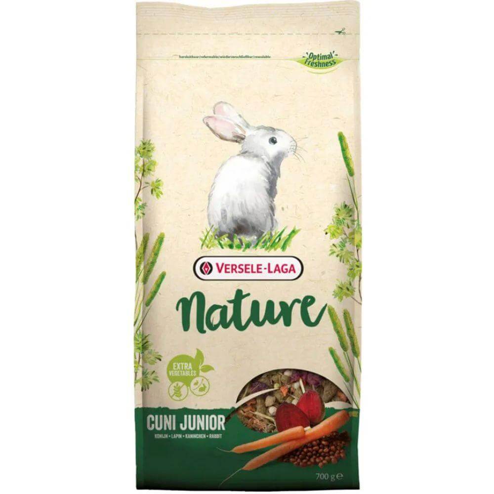 Versele Laga Cuni Junior Nature 750g rabbit food bag with vegetables and herbs for young rabbits, featuring a rabbit illustration.