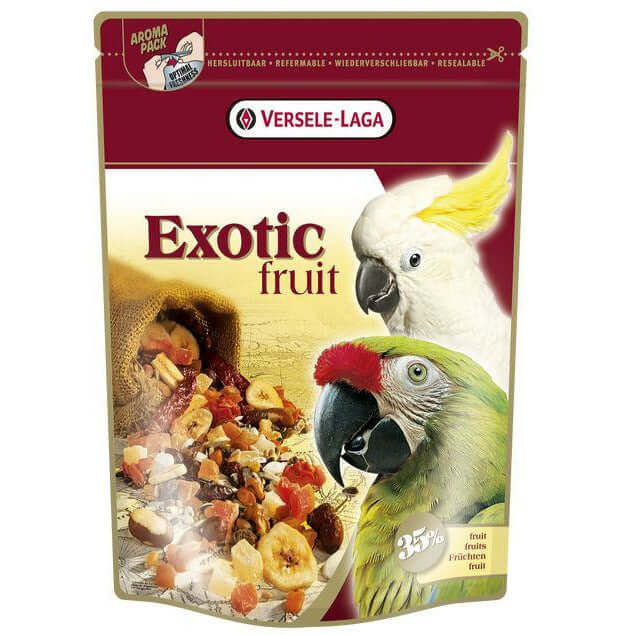 Versele Laga Exotic Fruit Mix 600g packaging featuring colorful parakeets and a blend of dried fruits and seeds.