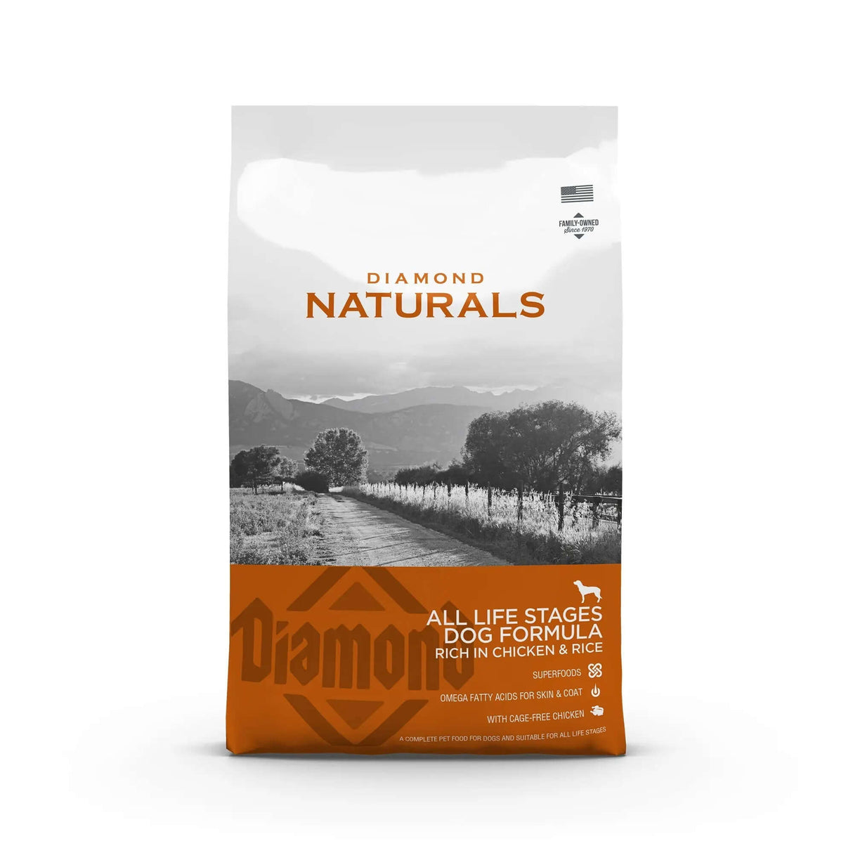 Diamond Naturals All Life Stages Dog Formula Rich in Chicken and Rice Dry Dog Food bag, showcasing quality ingredients.