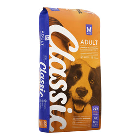 Montego Classic Adult Dog Food 40kg packaging with a dog image and nutritional information.