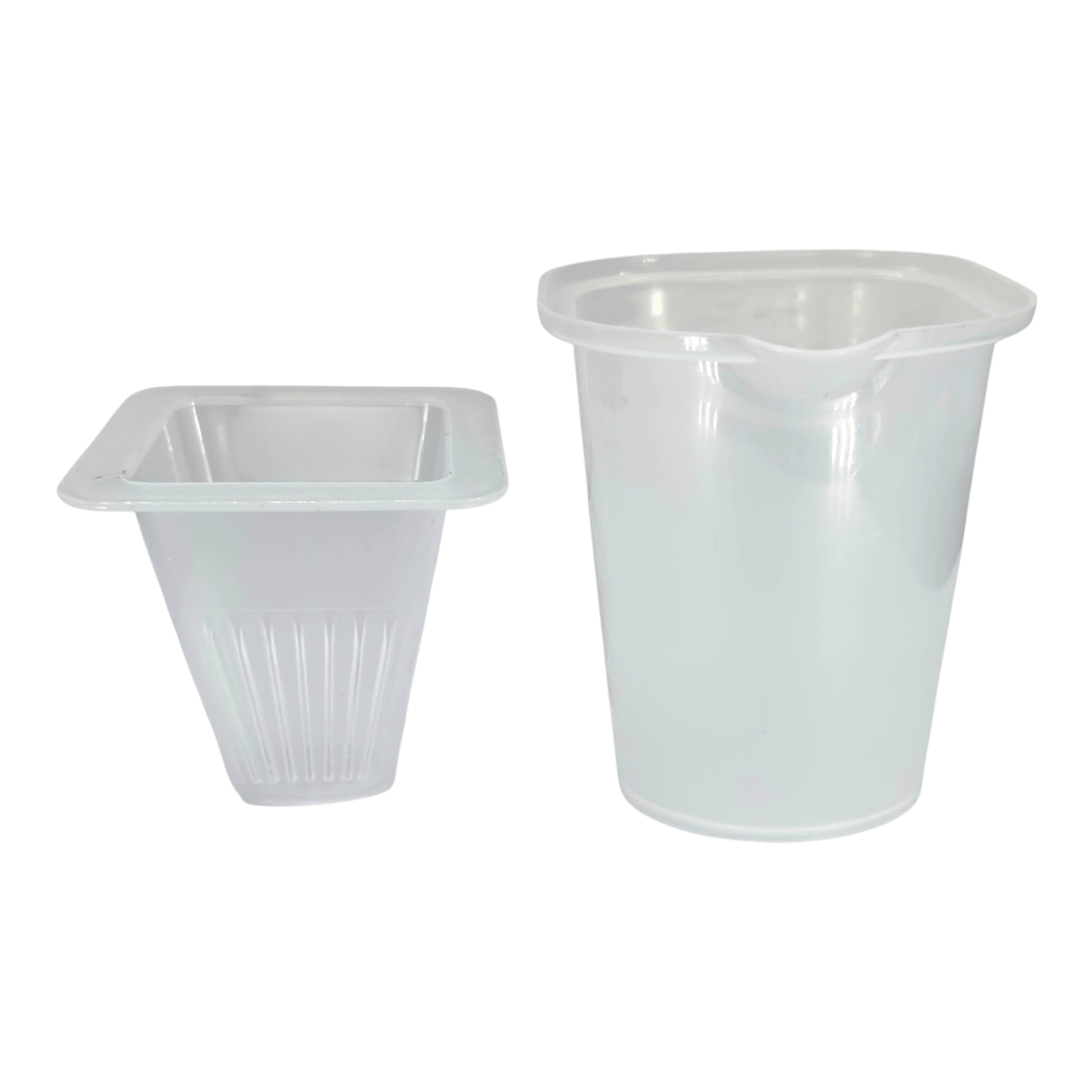 Superfish Easy Feeder 3 in 1 Set - Defrosting cup and basket for feeding aquarium fish.
