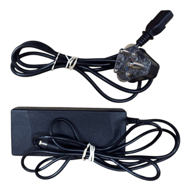 Zetlight ZS7200 - 3 Pack Combo power supply unit with two cables and plug for connectivity.