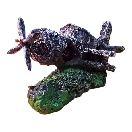 Aerated Aeroplane Aquarium Ornament depicting a wrecked airplane on driftwood for vibrant aquarium decor.