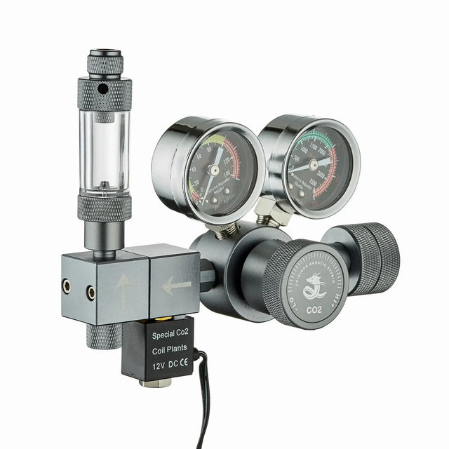 Chihiros Co2 Regulator Pro Limited Edition with dual gauges and 12V DC solenoid valve for accurate CO2 management.