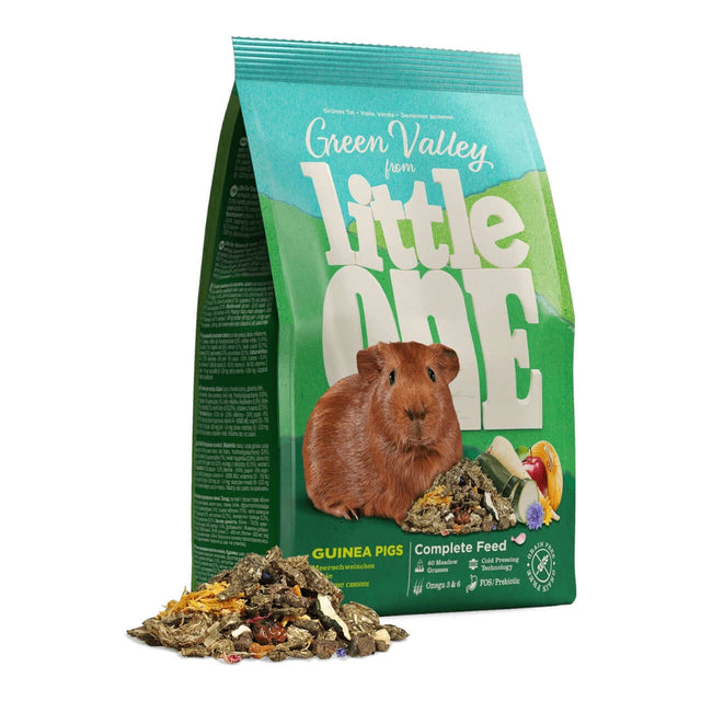 Little One Green Valley Guinea Pig Food 750g with guinea pig and natural ingredients, high in fiber and plant variety.