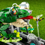 MJI Machinery Frog 13058 building blocks set showcasing detailed frog design and creative elements on a grassy background.
