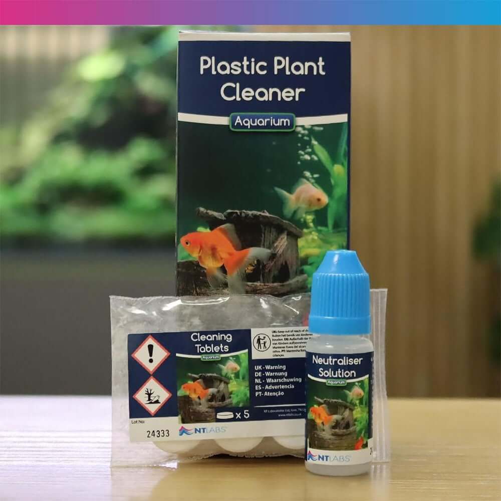 NT Labs Plastic Plant Cleaner kit with cleaning tablets and neutraliser solution for aquarium decor.