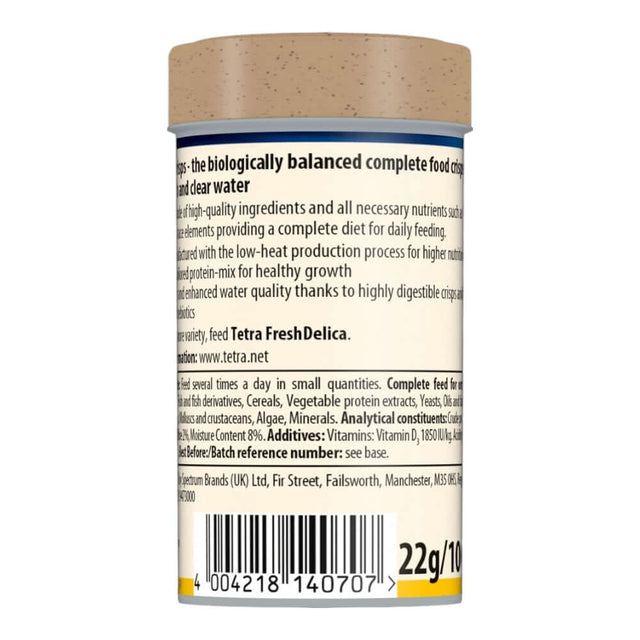 Tetramin Crisps packaging showcasing complete diet food for ornamental fish with quality ingredients and nutrients.