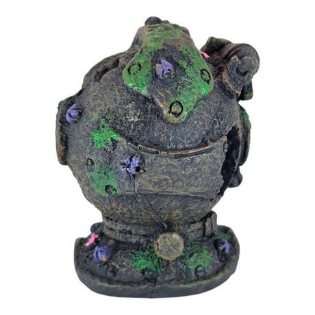 Vintage diving helmet aquarium ornament with weathered detailing and coral accents, perfect for underwater decor.