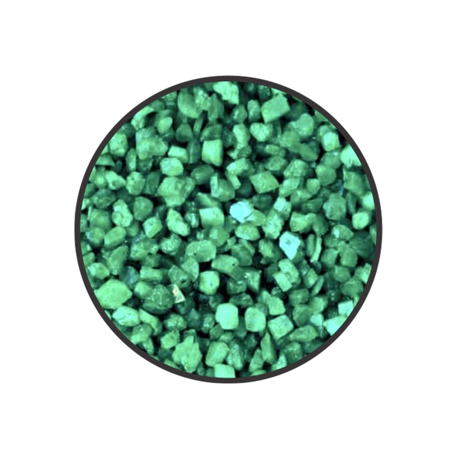 Green colored gravel for aquariums, 2.5mm grain size, non-toxic and safe for fish and plants, 1kg packaging.
