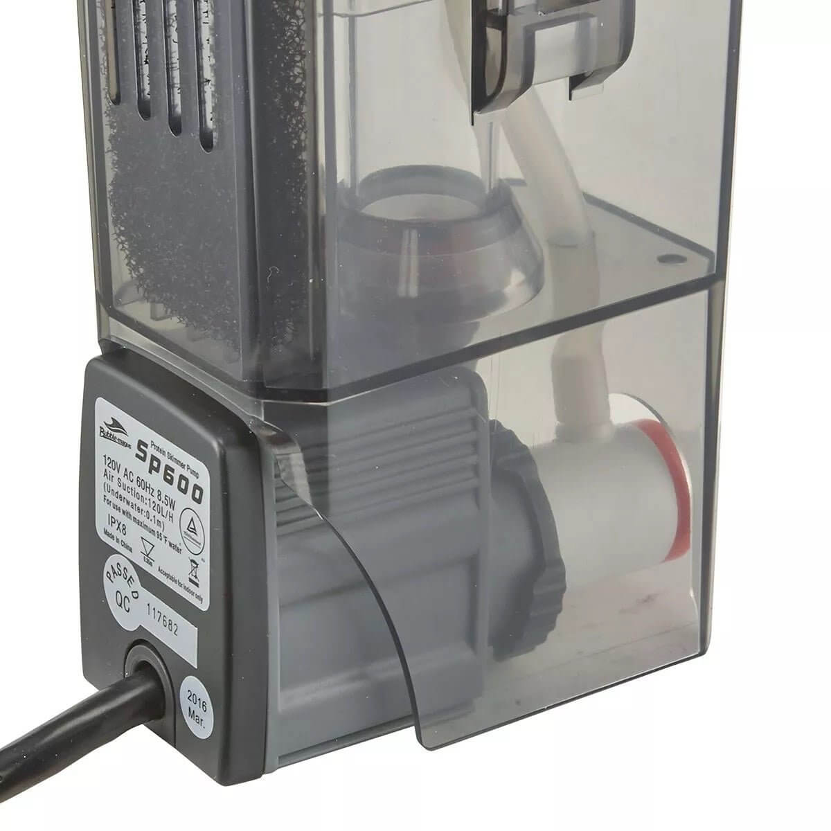 Bubble Magus QQ2 Internal Nano Protein Skimmer showcasing its compact design and efficient pump system for aquariums.