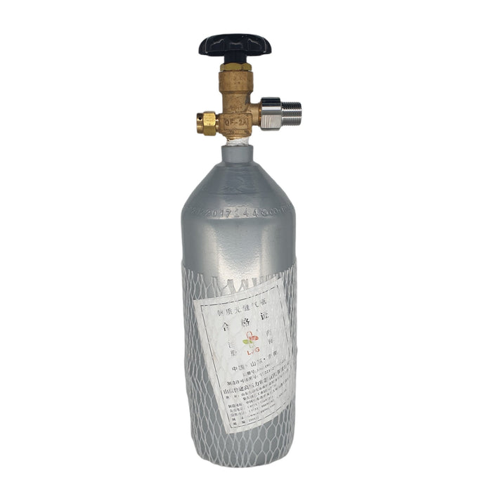 CO2 Steel Cylinder with pressure regulator, designed for aquarium CO2 systems and plant growth enhancement.