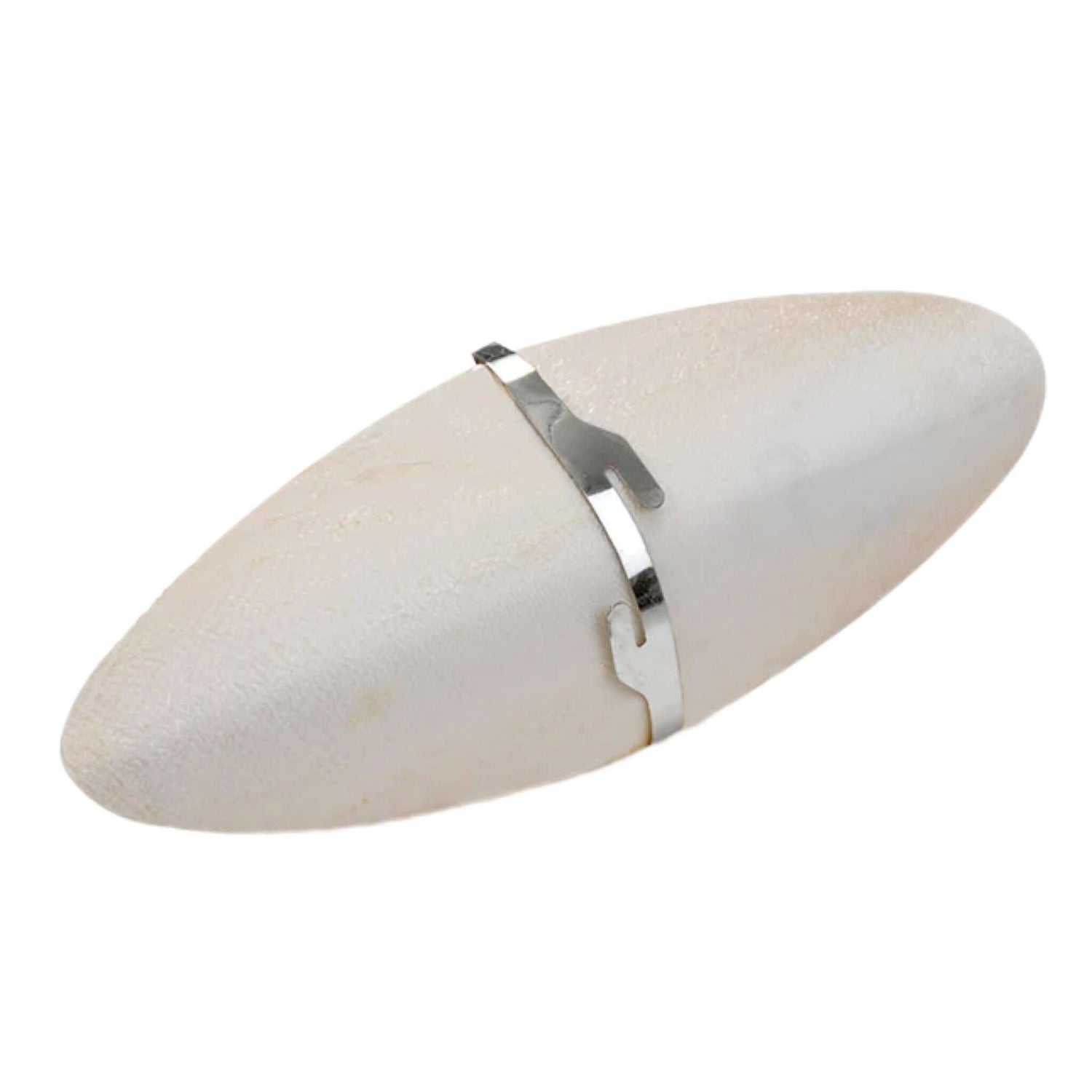 Cuttlefish blister card and clip for birds' beak health, providing essential calcium and trimming benefits.