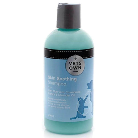 Vets Own Skin Soothing Shampoo 250ml bottle for pets with skin allergies and irritation, featuring Aloe Vera and chamomile extract.